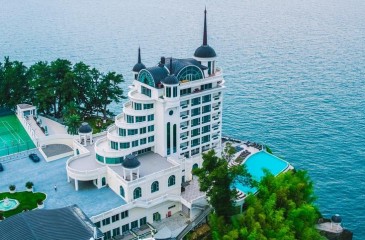 هتل کاستلو ماری باتومی